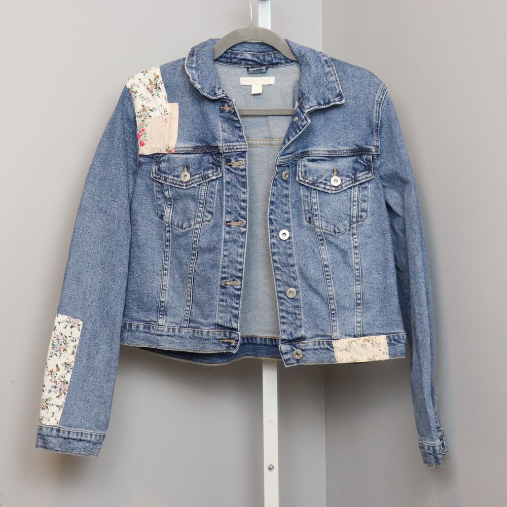 Chelsea & Violet‎ cropped Denim Jacket with Patches Size L